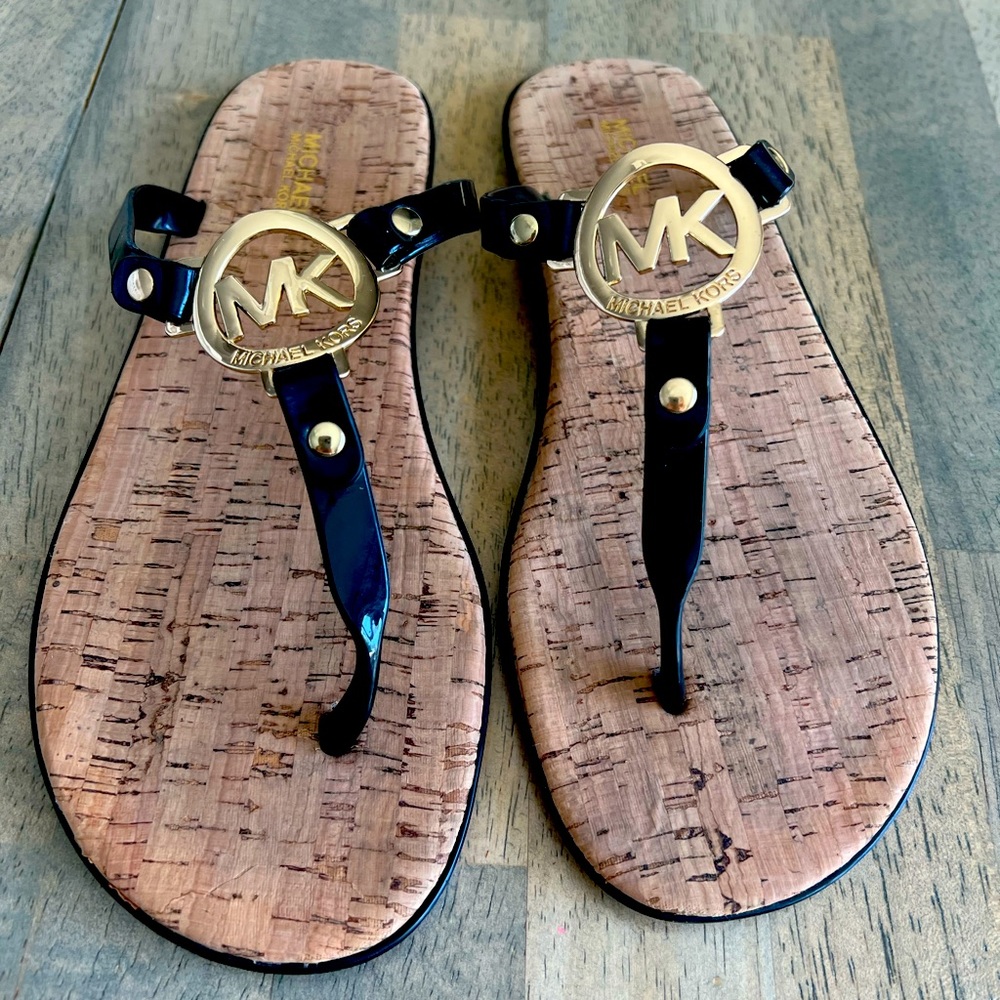 Michael Kors sandles. Size 8